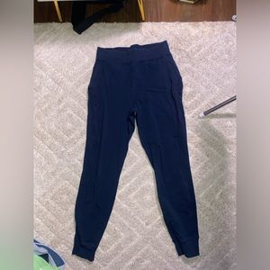 Lululemon size 10 scuba joggers